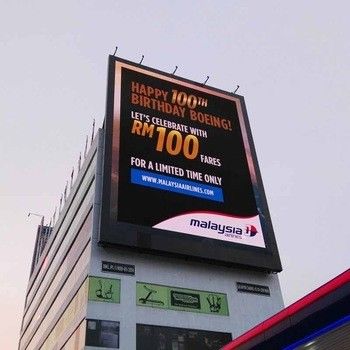 8500nits Helderheid Buiten P10 P15.6 Flexibel gebouw Raam Gordijn LED Mesh Screen