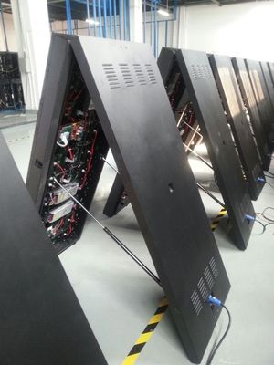 Buitenste ijzeren kast P4 P5 P6 Led-scherm voor reclame digitale billboard