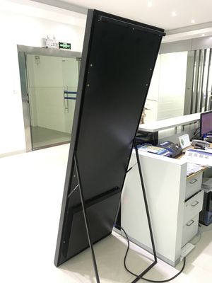 Hoge vernieuwingssnelheid 3840Hz LED Poster Display Volkleurig Outdoor Waterdicht LED Poster