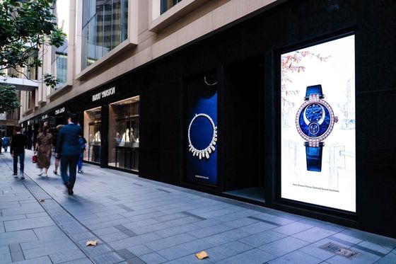 Binnen P7.8 Transparent LED Display Digitaal LED Video Mesh Aanpasbaar