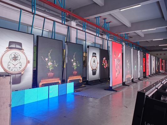 4G Wifi Outdoor LED Poster Screen met H160° View Angle High Definition
