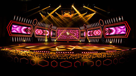 Buitengebied Hoge Helderheid 500*1000mm Mesh LED Display Screen P15.625-31.25mm met IP65 rating en Full Color