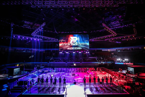 500x500mm Buitenverhuur LED Wand Display P3.91 Naadloos Splicing LED Video Screen Stage Achtergrond LED Pane