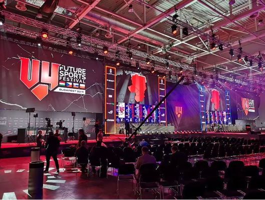 Nieuwste LED-scherm voor buitenverhuur P1.5625 P1.953 P2.6 mm 7680 Hz paneel gebogen scherm voor podiumshows, evenementen en buitenreclame