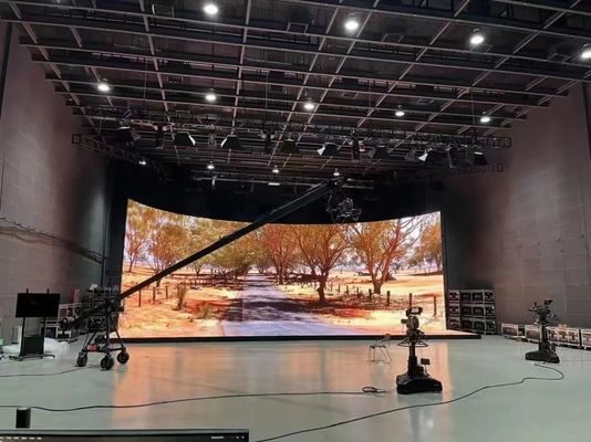 7680Hz 500 * 1000 mm kastgrootte 2 jaar garantie LED-videomuur voor verhuur binnen en buiten